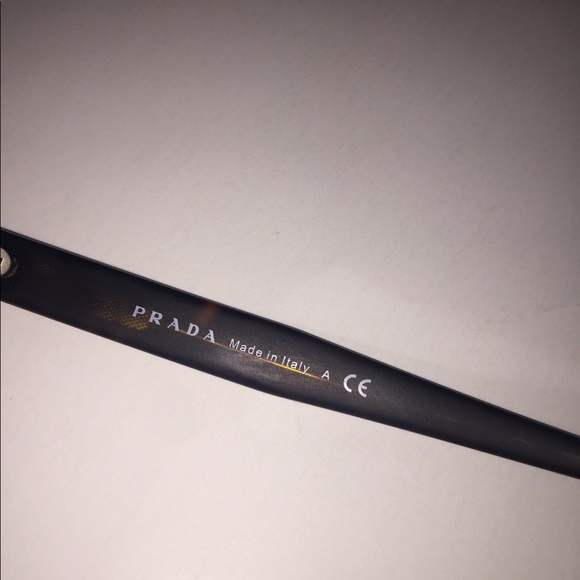 Prada SPR 52R LAH-8C1, Made in Italy. - Picture 4 of 5